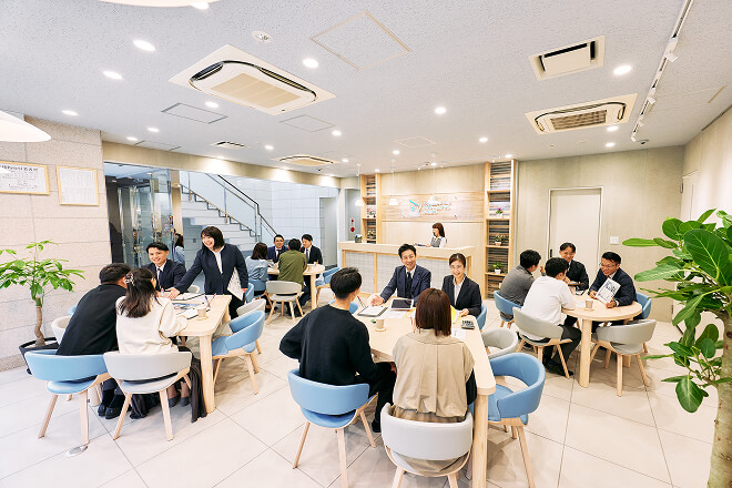 個別相談会の様子 個別相談会の様子